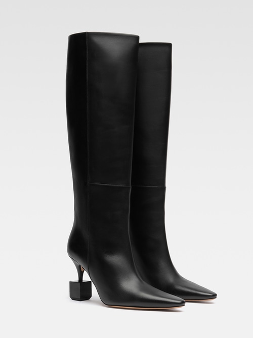 The Bisou boots