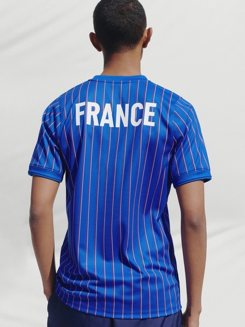 The France pre-match jersey for men