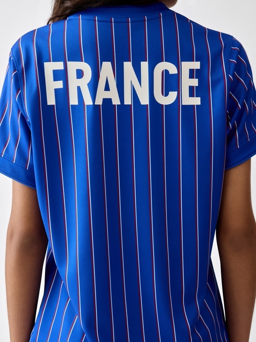 The France pre-match jersey for women