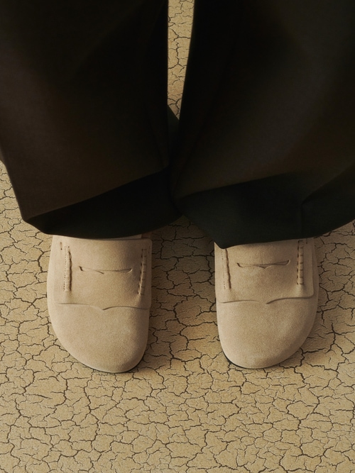 The Mocassins mules