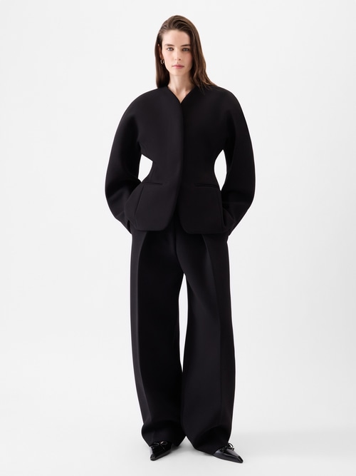 The Ovalo jacket