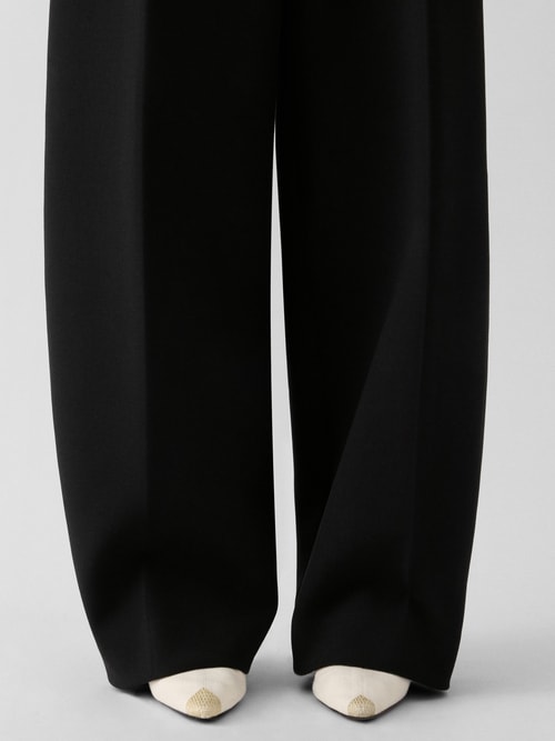 The Ovalo pants