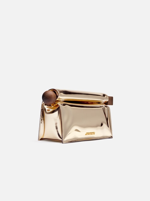 The Rond Carré clutch