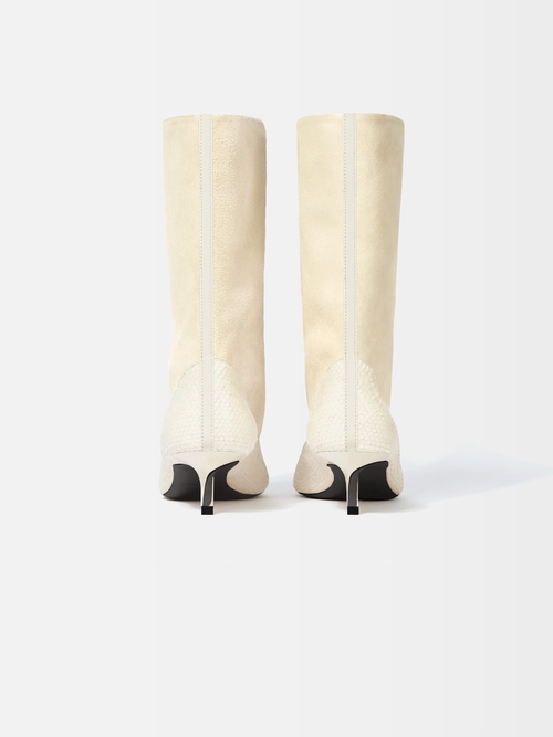 The Tourni boots