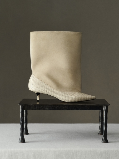 The Tourni boots