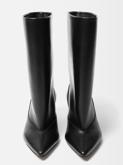 The Tourni boots
