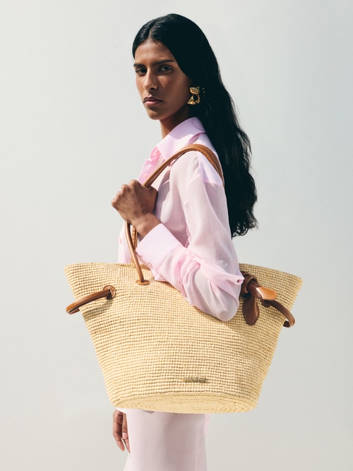 The Turismo basket